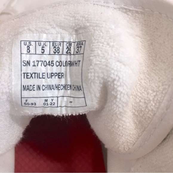 Skechers White Canvas Hi-Tread High Top Platform Causal Sneakers - Picture 12 of 14